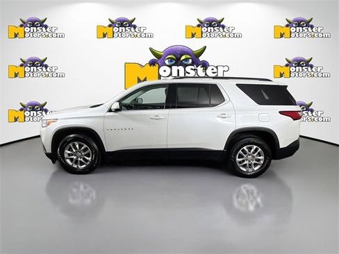 Used 2020 Chevrolet Traverse LT image 8
