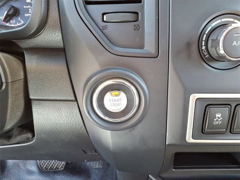 Used 2021 Nissan Titan S w/ S Utility Package image 27