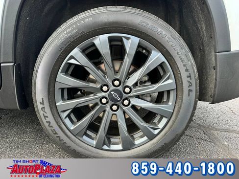 Used 2023 Chevrolet Traverse RS AWD/4WD image 21