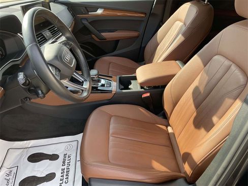 Used 2023 Audi Q5 2.0T Premium Plus w/ Premium Plus Package image 13