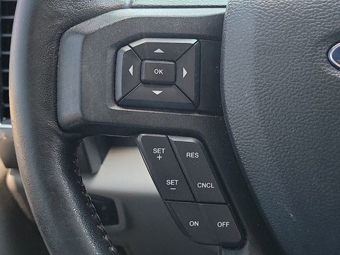 Used 2018 Ford F150 XLT w/ Equipment Group 301A Mid AWD/4WD image 17
