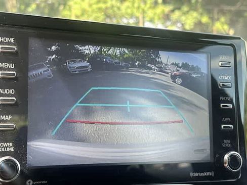 Used 2021 Toyota Corolla LE w/ Carpet Mat Package (TMS) FWD image 11