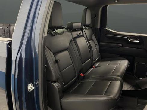 Used 2023 GMC Sierra 1500 SLT AWD/4WD image 25