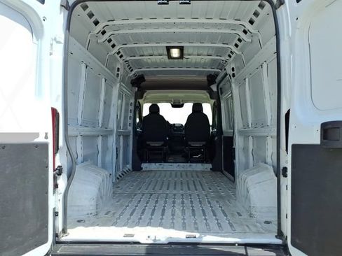 Used 2024 RAM ProMaster 2500 w/ Convenience Group FWD image 20