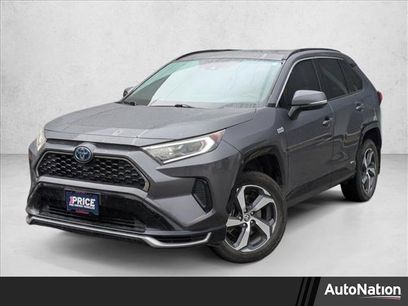 Used 2021 Toyota RAV4 SE w/ Weather & Moonroof Package