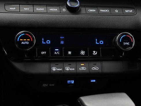 Certified 2026 Hyundai Elantra SEL FWD image 19
