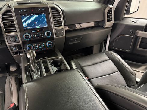 Used 2019 Ford F150 Raptor w/ Equipment Group 802A Luxury image 39