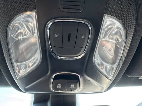 Used 2024 Jeep Compass Latitude w/ Sun and Sound Group AWD/4WD image 24