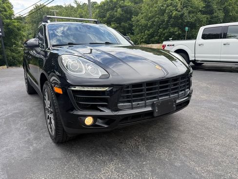 Used 2015 Porsche Macan S w/ Premium Package Plus AWD/4WD image 16