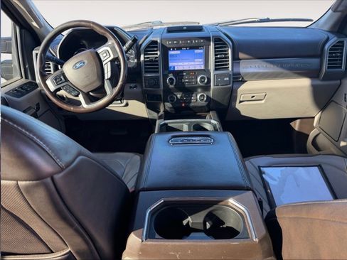 Used 2019 Ford F350 Limited image 13