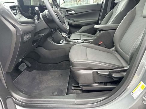 Used 2024 Buick Encore GX Preferred image 16