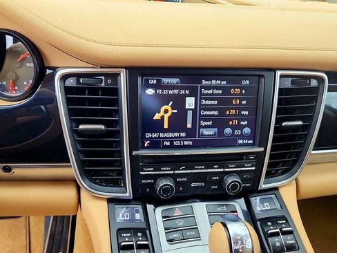 Used 2016 Porsche Panamera 4 Edition AWD/4WD image 18