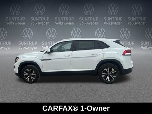 Used 2024 Volkswagen Atlas Cross Sport SE FWD image 4