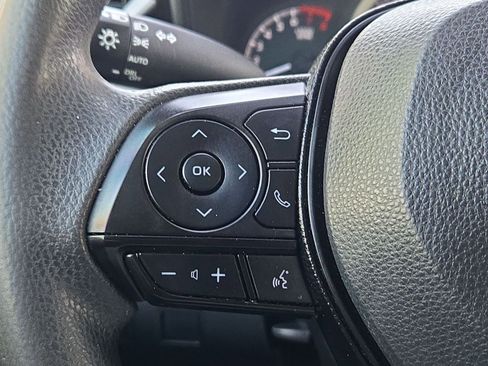 Used 2020 Toyota Corolla LE image 13