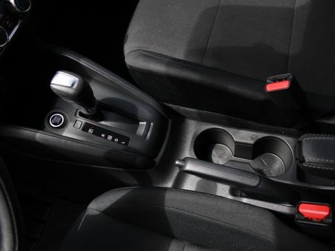 Used 2025 Nissan Kicks Play S FWD image 21