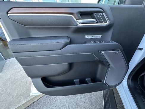 New 2026 GMC Sierra 1500 Denali w/ Denali Reserve Package image 13