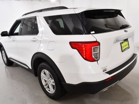 Used 2024 Ford Explorer XLT w/ Equipment Group 202A AWD/4WD image 15