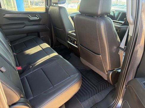Used 2023 Chevrolet Silverado 1500 LTZ image 25