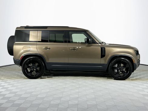 New 2026 Land Rover Defender 110 S image 4