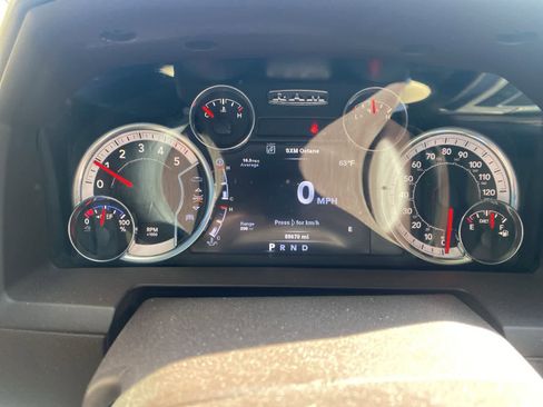 Used 2014 RAM 1500 Laramie w/ Convenience Group image 13