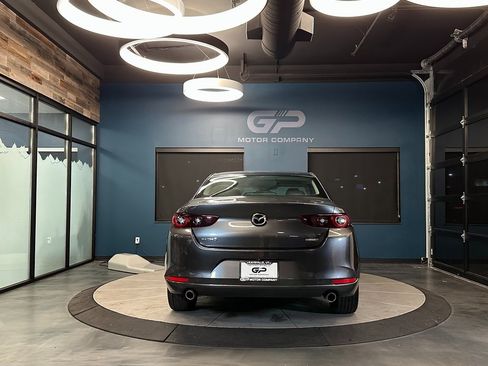 Used 2022 MAZDA MAZDA3 s image 4