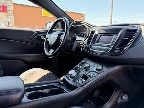 Used 2016 Chrysler 200 S w/ Comfort Group FWD image 30