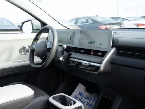 Certified 2024 Hyundai Ioniq 5 SEL image 14