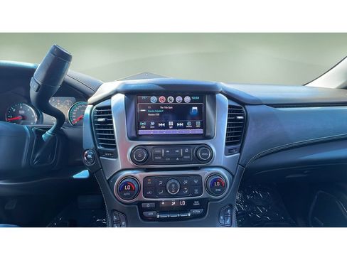 Used 2018 Chevrolet Tahoe Premier AWD/4WD image 17