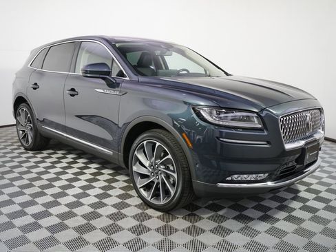 Certified 2023 Lincoln Nautilus Reserve w/ Equipment Group 202A AWD/4WD image 8