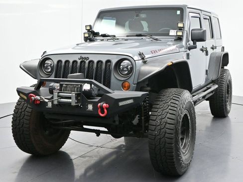Used 2013 Jeep Wrangler Unlimited Rubicon AWD/4WD image 3