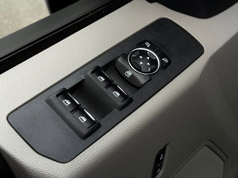 Used 2017 Ford F250 XL w/ STX Appearance Package image 11