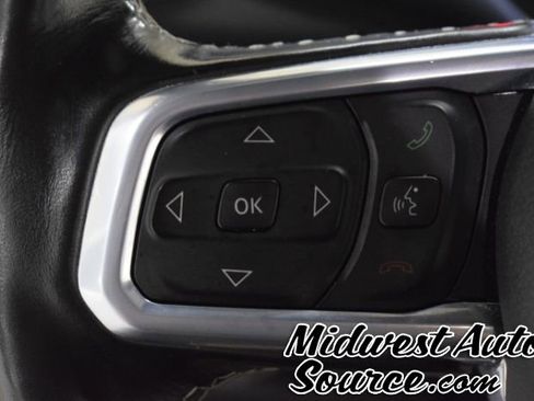 Used 2020 Jeep Gladiator Overland image 16