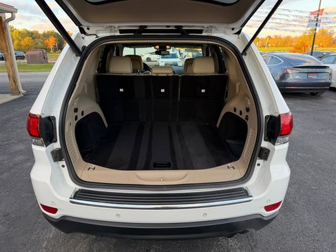 Used 2020 Jeep Grand Cherokee Limited image 6