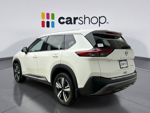 Used 2023 Nissan Rogue SL w/ SL Premium Package AWD/4WD image 3