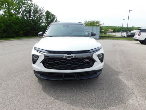 Used 2025 Chevrolet TrailBlazer RS w/ Convenience Package AWD/4WD image 8