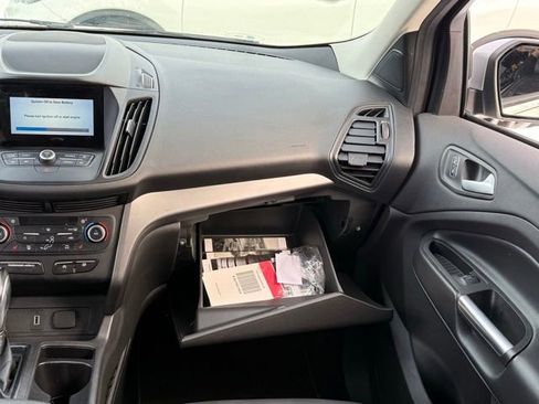 Used 2019 Ford Escape SEL image 29