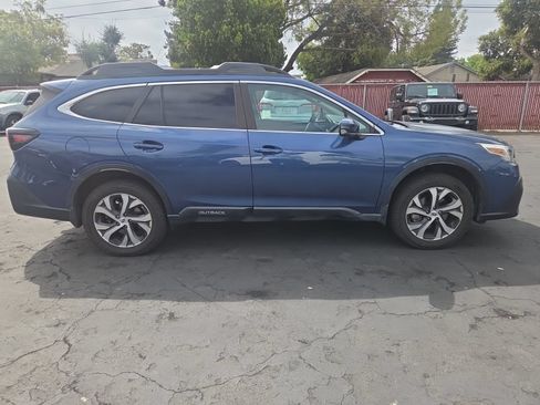 Used 2020 Subaru Outback Limited XT w/ Popular Package #2 AWD/4WD image 3