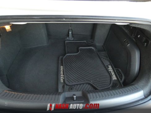 Used 2014 Volkswagen Beetle TDI FWD image 65