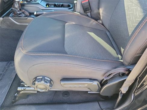 Used 2023 Jeep Gladiator Mojave w/ Cold Weather Group image 21