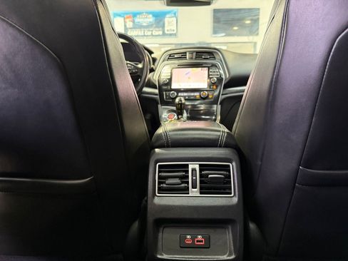 Used 2021 Nissan Maxima Platinum w/ Sport Mat Group image 22