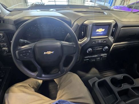 Used 2025 Chevrolet Silverado 2500 Custom w/ Custom Value Package AWD/4WD image 28