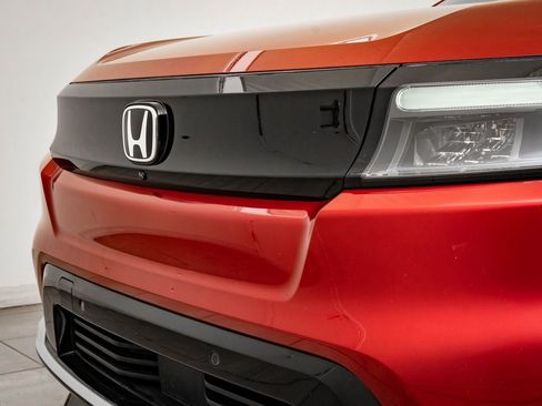 Used 2024 Honda Prologue Elite image 3