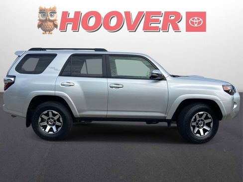 Used 2023 Toyota 4Runner TRD Off-Road Premium w/ Moonroof Package AWD/4WD image 2