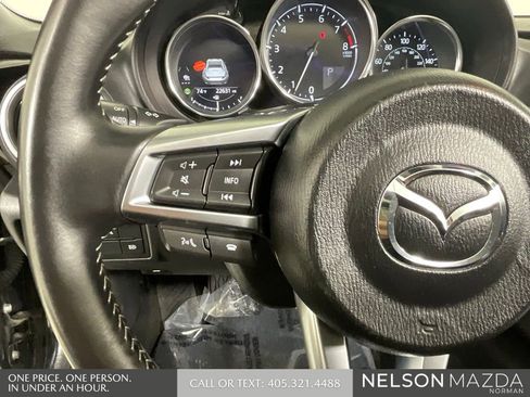 Used 2025 MAZDA MX-5 Miata RF Grand Touring image 34