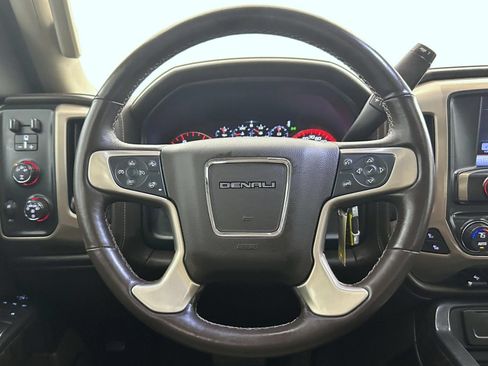 Used 2015 GMC Sierra 2500 Denali w/ Duramax Plus Package AWD/4WD image 11