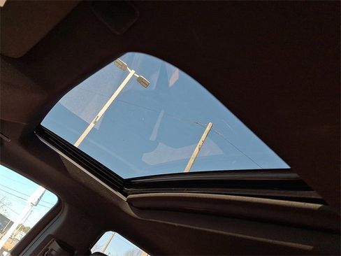 Used 2024 Chevrolet Silverado 1500 High Country w/ High Country Premium Package image 11