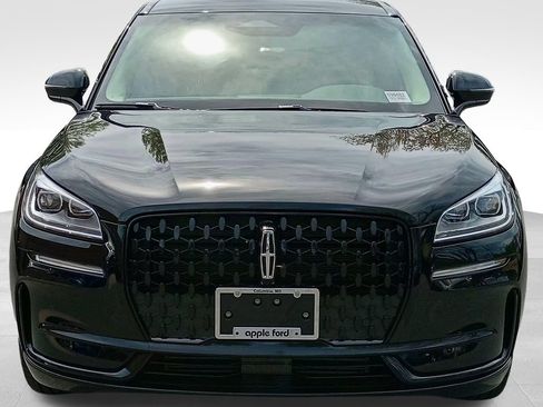 Certified 2025 Lincoln Corsair Reserve w/ Jet Appearance Package AWD/4WD image 11