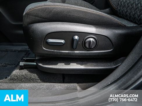 Used 2023 Chevrolet Equinox LT w/ LPO, Floor Liner Package image 37