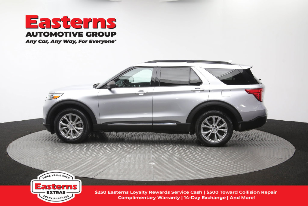 Used 2020 Ford Explorer XLT w/ Equipment Group 202A AWD/4WD image 61