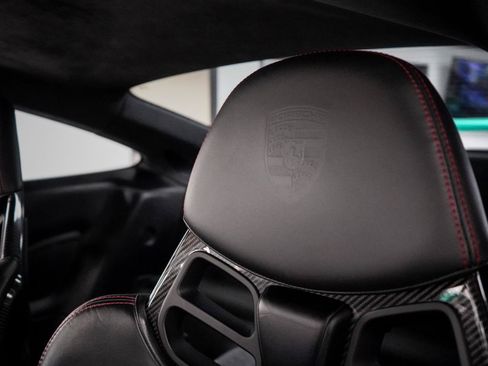 Used 2018 Porsche 911 GT3 RWD image 33